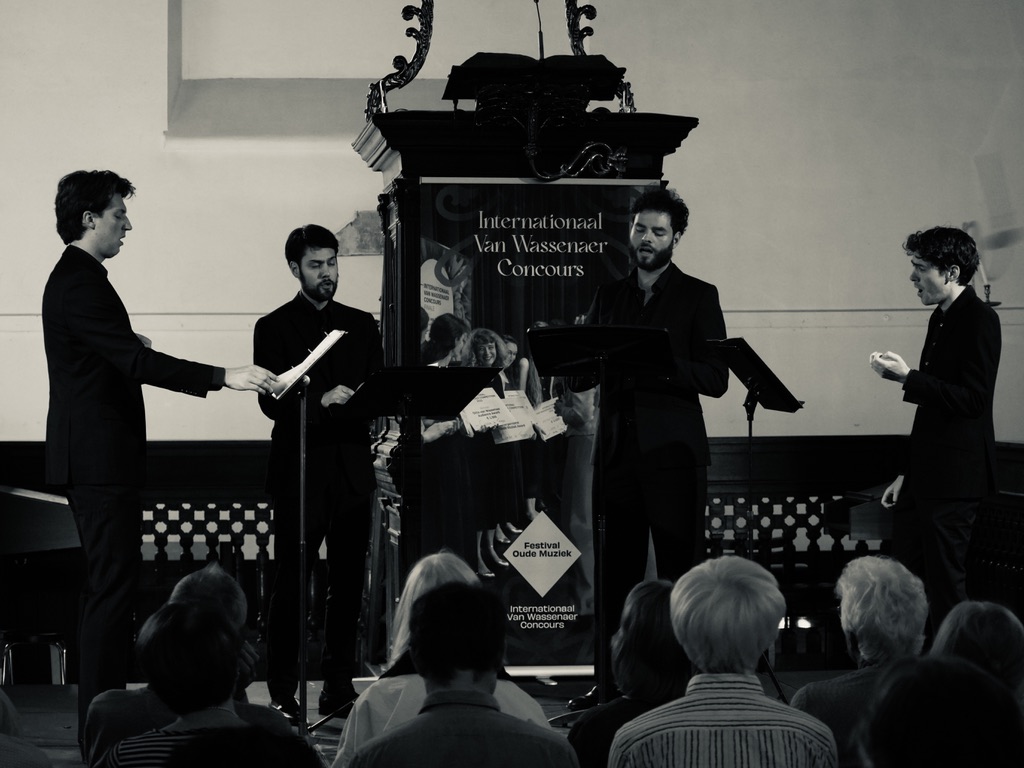 The four musicians of Pulse Ensemble at the Utrecht Early Music Festival, in black and white
